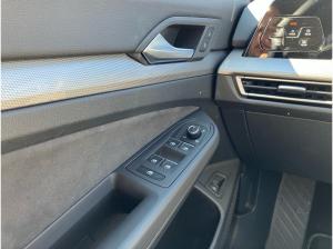 Volkswagen Golf VIII STYLE 1.5eTSI DSG HYBRID ACC.5J-G.AREA-VIEW.NAVI+VC.HUD.APP-C