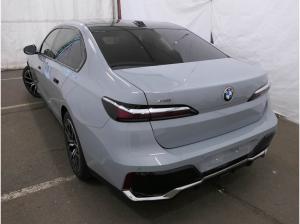 BMW 740 740d xDr.  "M Sport" HuD, Massage, Dr. Ass. Prof., Parkass. Prof., Bowers & Wilkins , Executive Loun