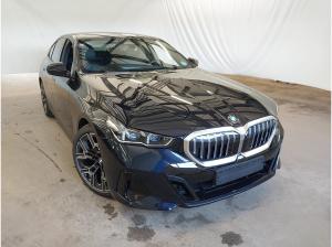 BMW 520 d Lim. "M Sport" LC Prof., HuD, AHK, Dr. Ass. +, Parkasss. +,  uvm.