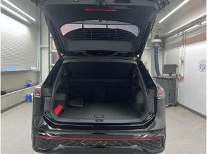 Volkswagen Tiguan TSI DSG R-LINE/BLACK AHK+HUD+AREA+360+MAT