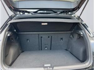 Volkswagen Golf VIII 1.5 eTSI R-Line DSG LED AHK Kamera