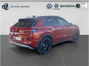 Volkswagen T-Roc 1.5eTSI DSG Style AHK+NAV+KESSY+IQ.Light++
