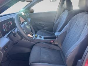 Volkswagen T-Roc 1.5eTSI DSG Style AHK+NAV+KESSY+IQ.Light++