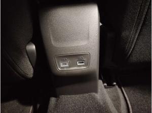 Peugeot 2008 e- Business 156 Navi  *Sofort* LED Klimaautom DAB SHZ