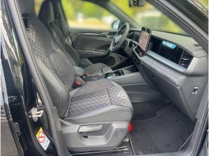 Volkswagen Tayron R-Line "Black Style" 1.5 eHybrid DSG *AHK*WKR*Pano*HuD*Navi*Sound* !! sofort verfügbar !!