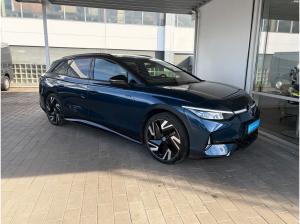 Volkswagen ID.7 Tourer (340 PS) GTX*4M*PANO*AHK*WÄPU*DCC*360°*RFK*