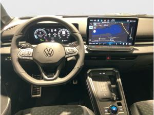 Volkswagen T-Roc R-Line 1.5 eTSI DSG AHK Keyless Head-Up Navi Kamera ACC