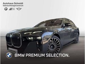BMW M760