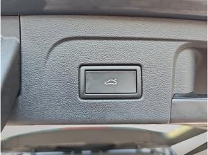 Volkswagen Touran BMT/ 1.5 TSI Comfortline ACC AHK AUT Kam.