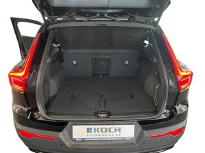 Volvo XC40 Volvo XC40 B3B DKG Plus Black Edition ACC BLIS 360 H&K