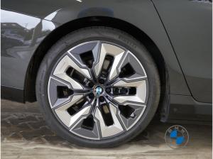 BMW i7 60 xDrive 🔥 M Sport 21" Fond TV AHK Lounge Seating  Automatiktüren  🔥