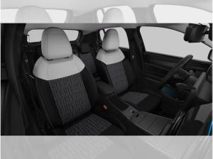 Fiat 600e Business Edition inkl. Allwetterbereifung auf LM-Räder
