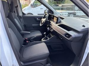 Ford Transit Courier DOKA Benzin Schalter 6x SOFORT 😎 Ganzjahresreifen Winter, Fahrerass. Paket