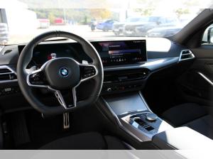 BMW 330 e Limousine /// 💥M-Paket + Innovationspaket + AHK 💥///