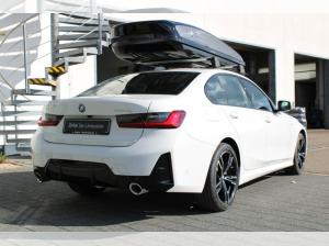 BMW 330 e Limousine /// 💥M-Paket + Innovationspaket + AHK 💥///
