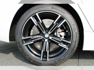 BMW 330 e Limousine /// 💥M-Paket + Innovationspaket + AHK 💥///