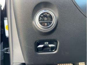 Mercedes-Benz C 300 C 300e AMG-Line Leder/NightPaket