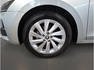 Skoda Octavia Combi 2.0 TDI AHK RFK ACC CarPlay