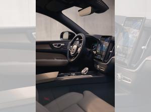 Volvo XC60 T6 AWD Long Range Plug-in Hybrid Plus Dark Auto // 200 km rein elektrisch // frei konfigurierbar