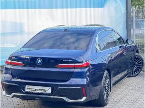 BMW i7 xDrive60 M Sport B&W AHK TV Lounge Pano Massage