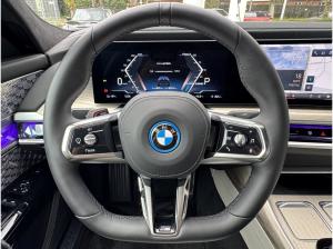 BMW i7 xDrive60 M Sport B&W AHK TV Massage Pano-Sky