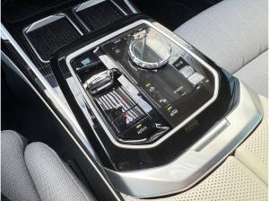 BMW i7 xDrive60 M Sport B&W AHK TV Lounge Pano Massage