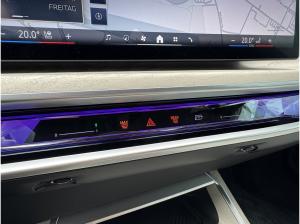 BMW i7 xDrive60 M Sport B&W AHK TV Massage Pano-Sky