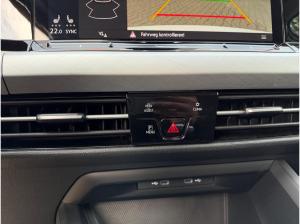Volkswagen Golf 1.5 TSI - Life NAVI KAMERA LED SHZ PDC LM