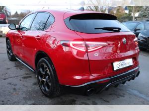 Alfa Romeo Stelvio ***HERBSTAKTION***INTENSA 2.0 Turbo 16V 206kW 280 PS AT8 - Q4