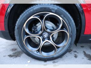 Alfa Romeo Stelvio ***HERBSTAKTION***INTENSA 2.0 Turbo 16V 206kW 280 PS AT8 - Q4