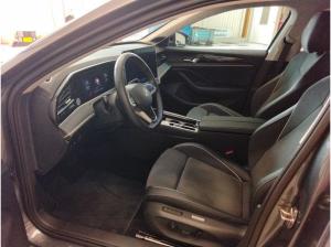 Volkswagen Passat Variant Elegance 1.5 TSI eHybrid DSG  - HUD Matrix-LED AHK Navi Area View SHZ PDC IQ.Drive