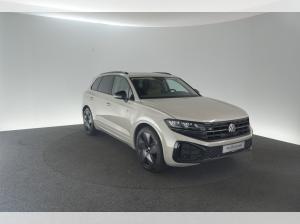 Volkswagen Touareg 3.0 TDI 4M Automatik R-Line Matrix AHK
