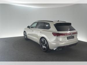 Volkswagen Touareg 3.0 TDI 4M Automatik R-Line Matrix AHK