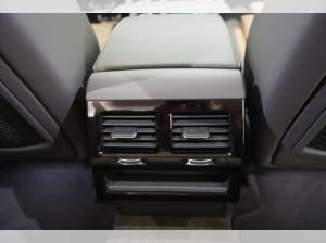 Volkswagen Touareg 3.0 TDI 4M Automatik R-Line Matrix AHK