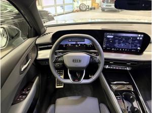 Audi Q3 SUV TFSI qu. S tronic, S line, AHK, Kamera, ACC, Pano, Optik schwarz