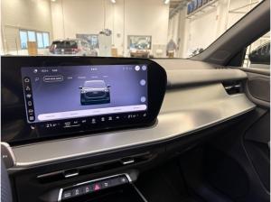 Audi Q3 SUV TFSI qu. S tronic, S line, AHK, Kamera, ACC, Pano, Optik schwarz