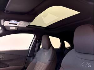 Audi Q3 Sportback E-Hybrid, S-line, Schiebedach, Head-Up, AHK, Tech Plus, Exterieur schwarz