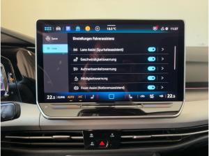 Volkswagen Golf VIII 1.5 eTSI Life *ACC*Matrix*DSG*APP*RFK