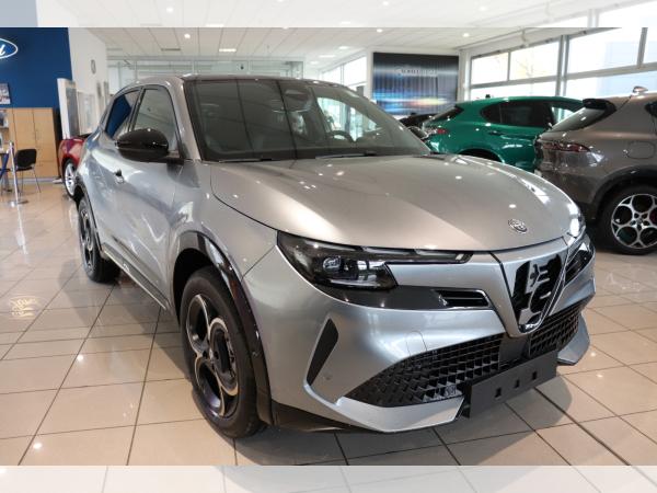 Alfa Romeo Junior Gewerbekundenaktion‼️✨Ibrida Intensa PANO 1.2 VGT 145PS✨