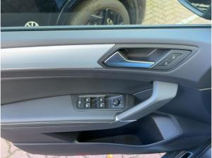 Volkswagen Touran 1.5 TSI Energy DSG AHK Rear View Matrix Easy open