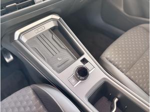 Volkswagen T-Roc 1.5 eTSI OPF DSG R-Line