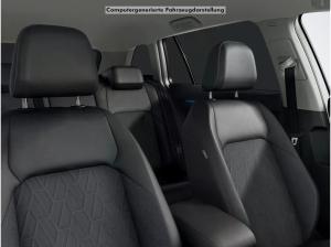 Volkswagen Golf VIII Variant 2.0TDI DSG Goal Matrix ACC AHK