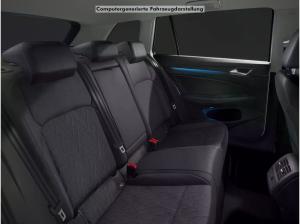 Volkswagen Golf VIII Variant 2.0TDI DSG Goal Matrix ACC AHK