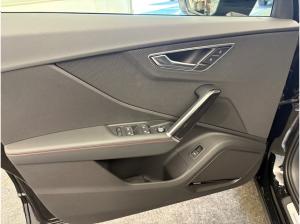 Audi Q2 40 TFSI qu. S tronic - S line competition, Pano, Sonos, Matrix, Navi Plus, Optik schwarz, DAB, 19 Zo