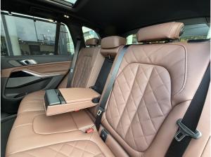 BMW X5 xDrive30d M Sport Luft Pano AHK Standhzg. h&k