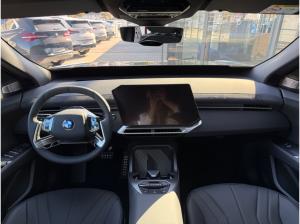 BMW iX3 40 M Sportpaket 21-Zoll/AHK/IconicGlow/22kWh