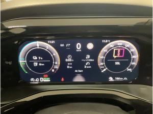Volkswagen Multivan 1.5 TSI eHybrid 4Mo - Edition LÜ *AKTION* 7SI AHK PANO LEDER H/K HuD DCC 5J-GAR
