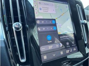Volvo XC40 B3 Plus Dark 7-Gang Doppelkupplungsgetriebe