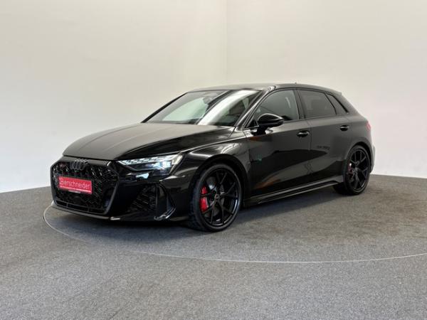 Audi RS3 Sportback, Panorama, 360 Kamera, Matrix, Sport-Abgas, Designpaket rot, Navi Plus
