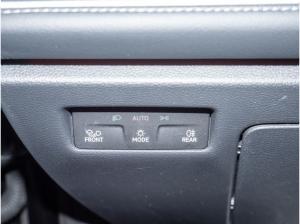 Volkswagen Passat Variant 2.0 TDI Elegance AHK Leder Kamera-360°